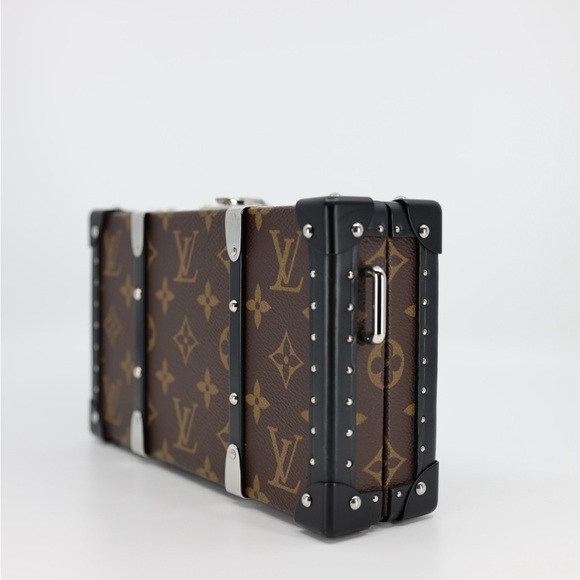 Louis Vuitton
Wallet Trunk Clutch Macassar Monogram Canvas - Picture 8 of 12